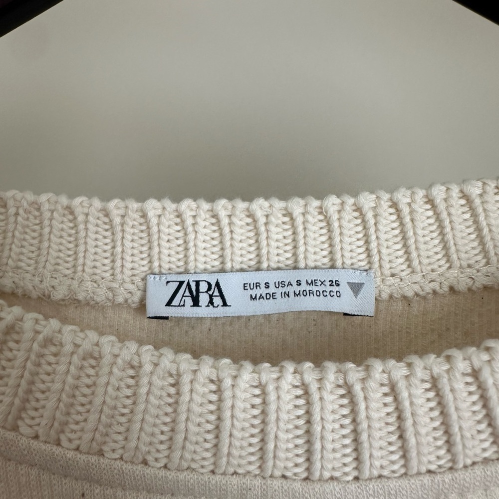 Women’s Zara Brand Sweater - Picture 3 of 4